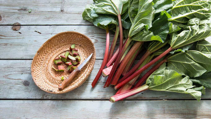 மலச்சிக்கலை போக்கும் ருபார்ப் டீ